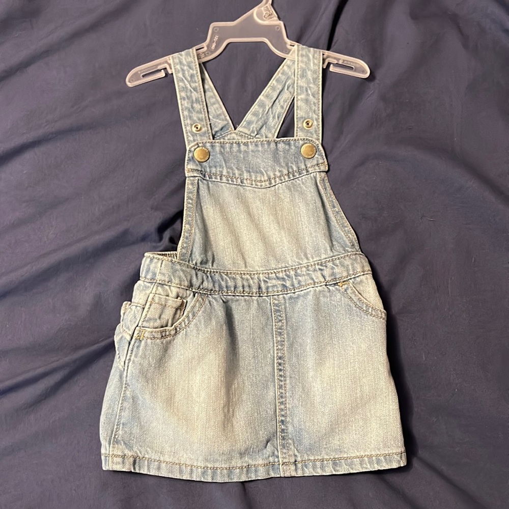 Old Navy Baby Girl Denim Jumper Dress with Ruffle Butt 6-12M